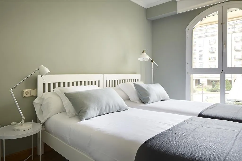 Playa De Ondarreta Apartment By Feelfree Rentals San Sebastián Espanha